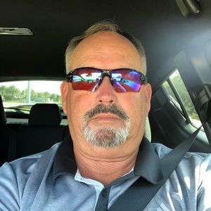 Meet your Posher, Brad